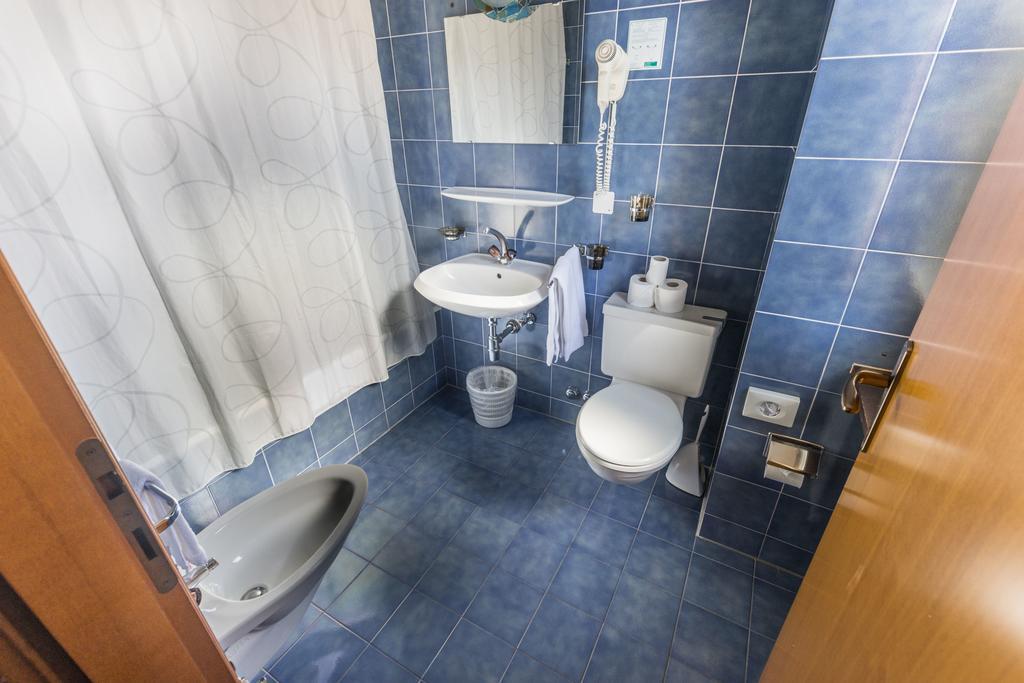 Hotel Besso Lugano Center Room photo